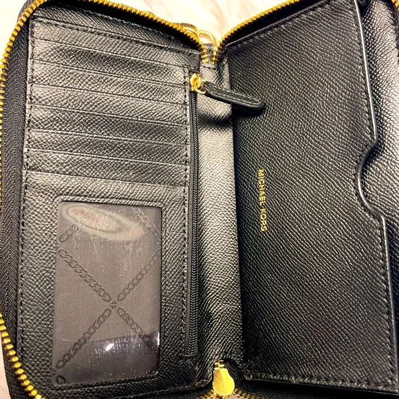 Michael Kors Backpack & Wristlet - Picture 7 of 9